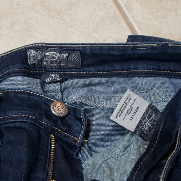 Silver jeans - Picture 3 of 3